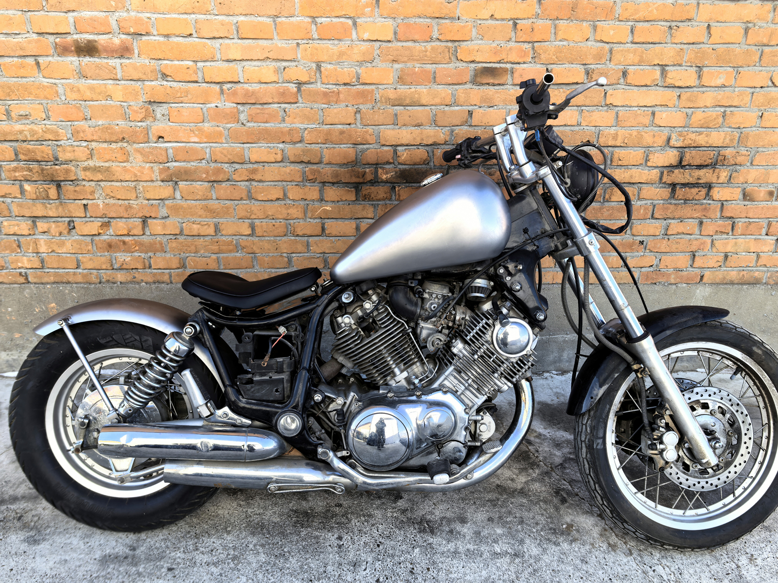 17L Handmade Motorcycle Petrol Gas Fuel Tank For YAMAHA Virago 750