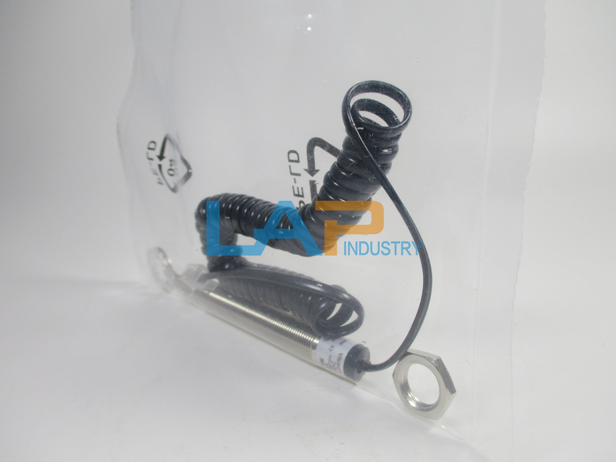 1PCS New For SONON BN12-30BLA 10-30VDC 2m Proximity Switch 1PCS New For SONON BN12-30BLA 10-30VDC 2m Proximity Switch