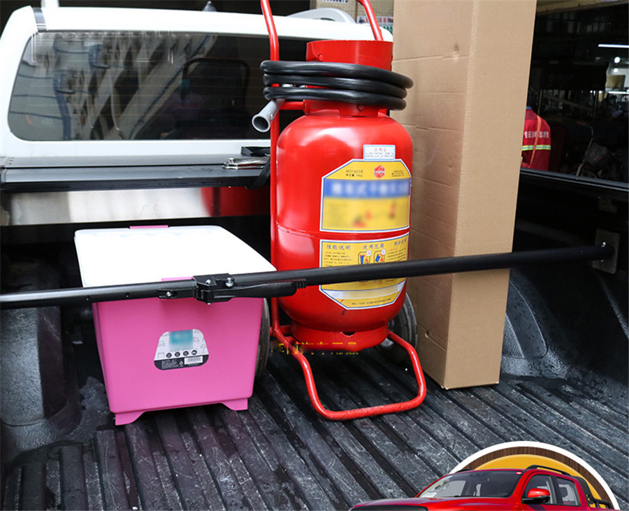 Heavy Duty 53" to 70" Ratcheting Cargo Bar Car SUV Truck No Location