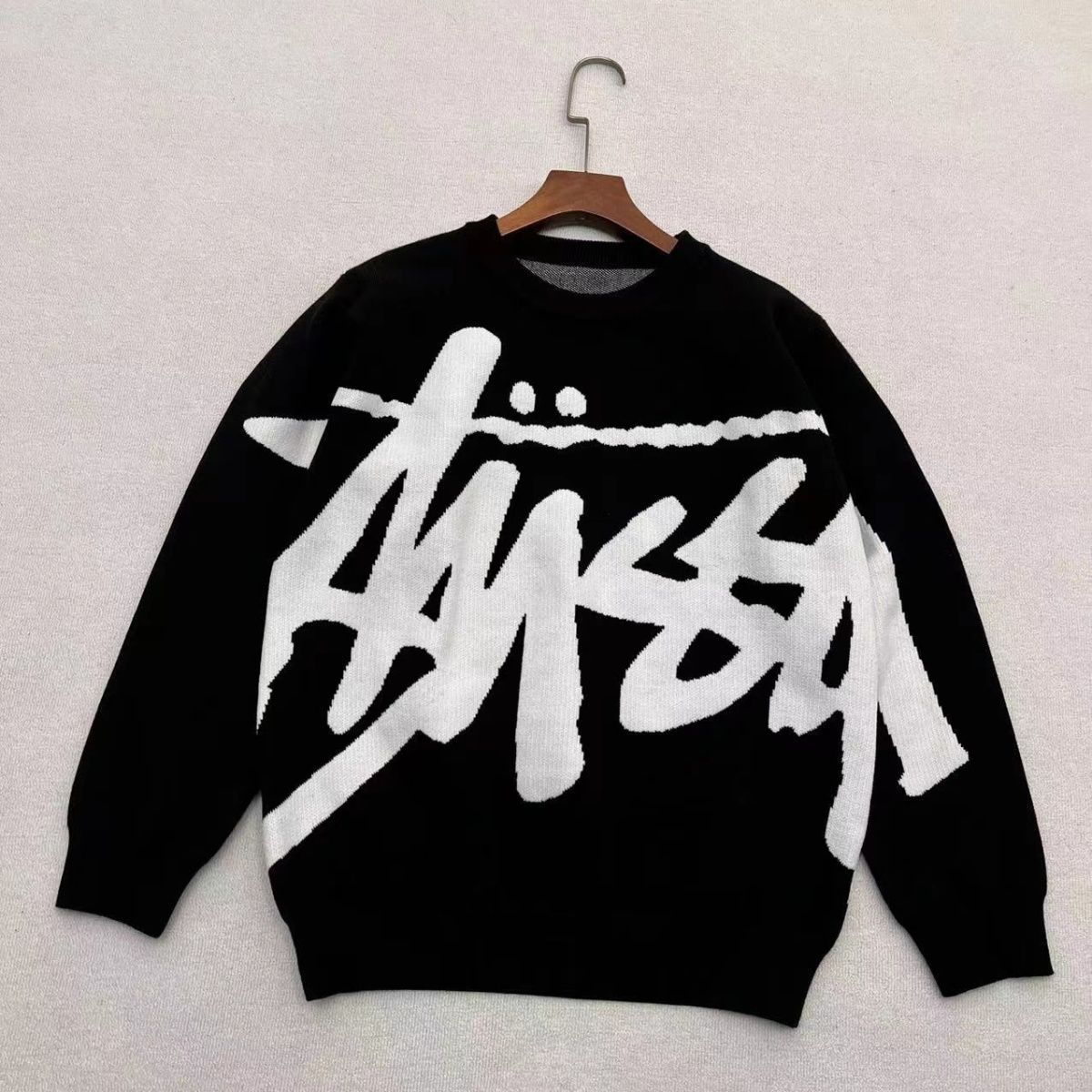 2025Stussy. letter knitted jacquard sweater men's and women's crew