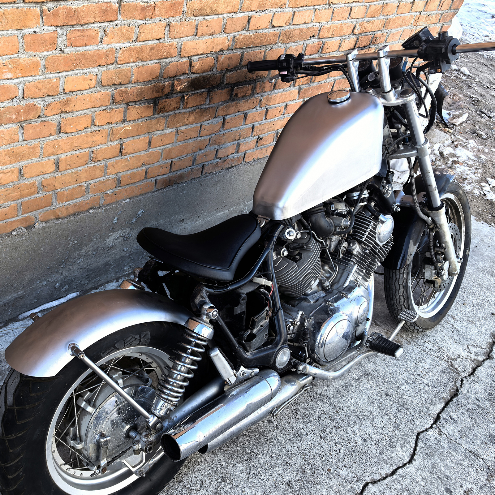 10L Motorcycle Petrol Gas Fuel Tank For Yamaha XV750 1988-1998