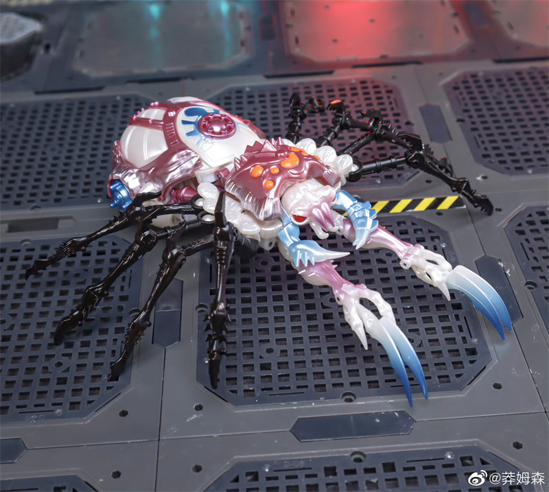 TransArt TOYS TA BWM-08 BWM-08PW METAL Blackarachnid BW