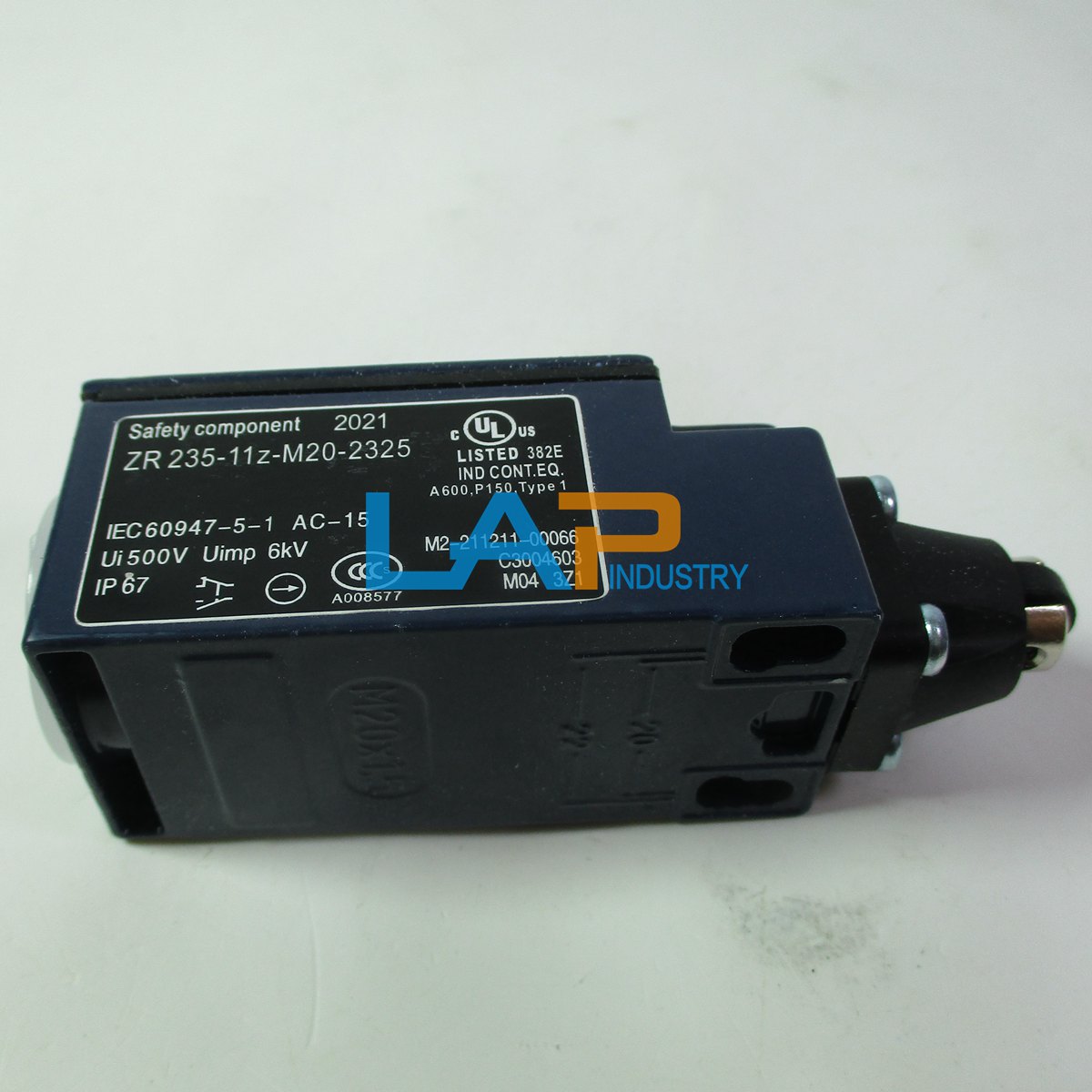 Switch新品 1Pcs New limit switch ZR235-11z-M20-2325 | eBay