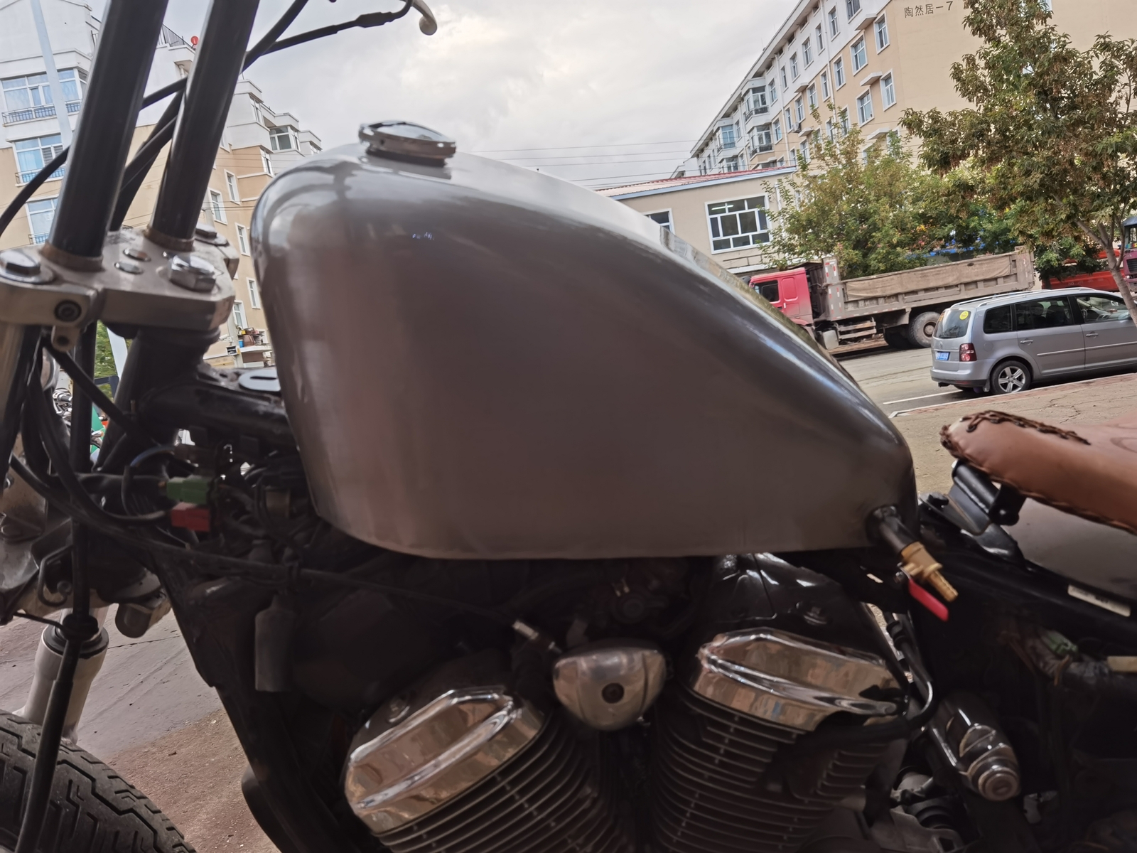 Motorcycle Handmade Petrol Gas Fuel Tank Silver For HONDA steed400