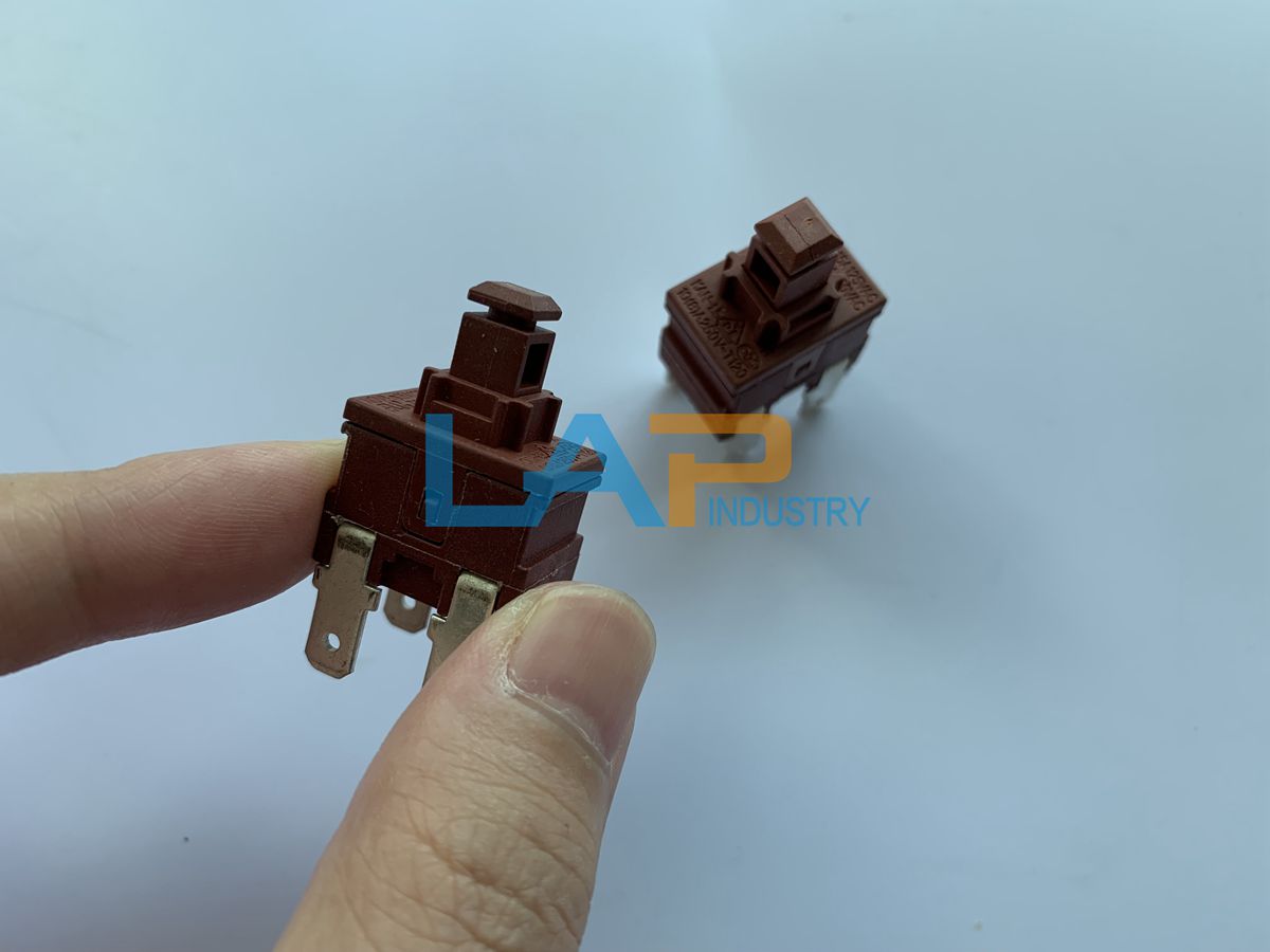 QTY:2 NOVA KAN-L5 4 Pin ON OFF Power Switch Push Botton 7.5A 250VAC ...