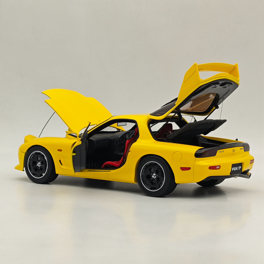 POLAR MASTER 1:18 Mazda RX-7 SPEED PLM22-002-1 Yellow Alloy
