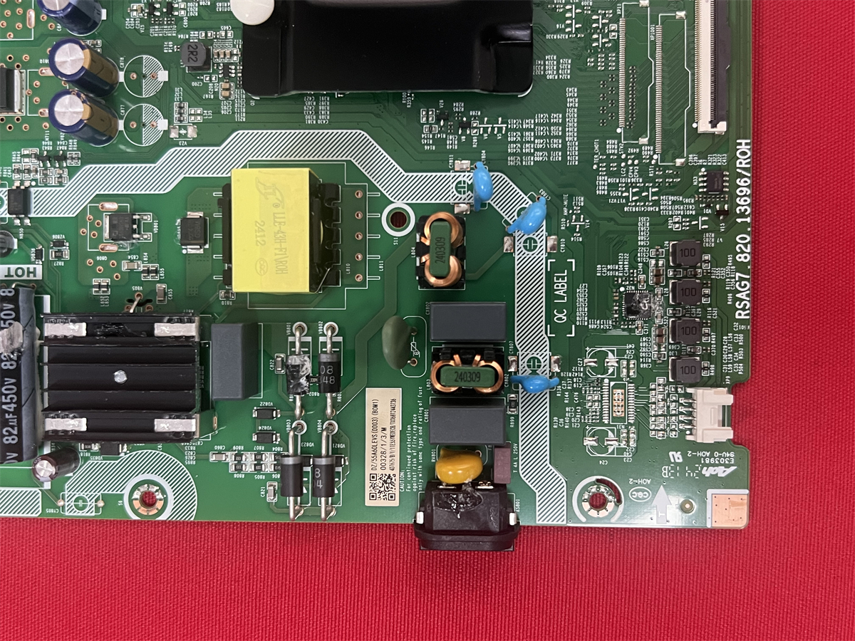 Original Mainboard RSAG7.820.13696 ROHHisense 55 inch TV DZ