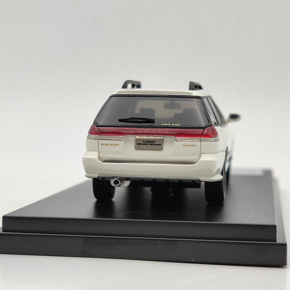 Subaru Legacy ホワイトミニカー 1/43 1/43 Resin car model Subaru Legacy White | eBay