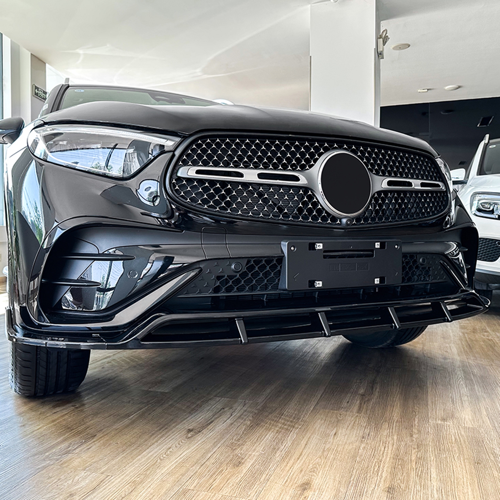 For Benz GLC Class X254 2023-2025 GLC260 GLC300 AMG Front Bumper 