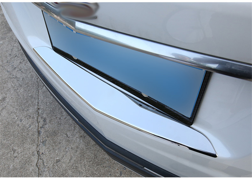 Fit For Cadillac XT5 20162020 Chrome Steel Car Rear Bumper Protector