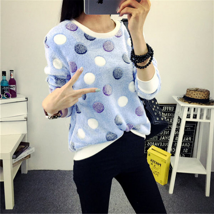 Bulk Sweater Sale: 40 Pieces of Fashionable Cotton Blend Sweaters