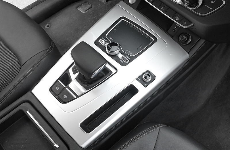 Audiアルミパネル audi アウディ A1 A3 A4 A5 A6 A7 A8 S3 S5 S7 Q3 Q5 Q7