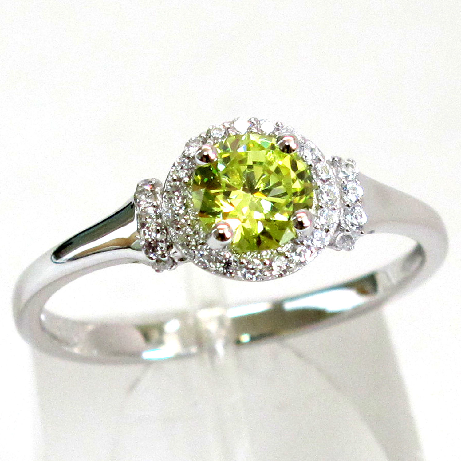 Peridot Gemstone Handmade 925 Sterling Silver Jewelry Ring Size 6 *Gemstone *Statement *Bridal *Wedding *Natural *Thin *Gift For Her