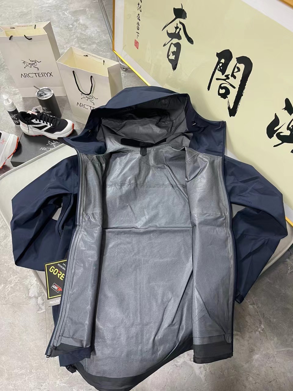 ARC 'TERyx Beta LT Lucky Blue Top Comfort ultra Lightweight ARC 'TERyx Beta LT Lucky Blue Top Comfort ultra Lightweight
