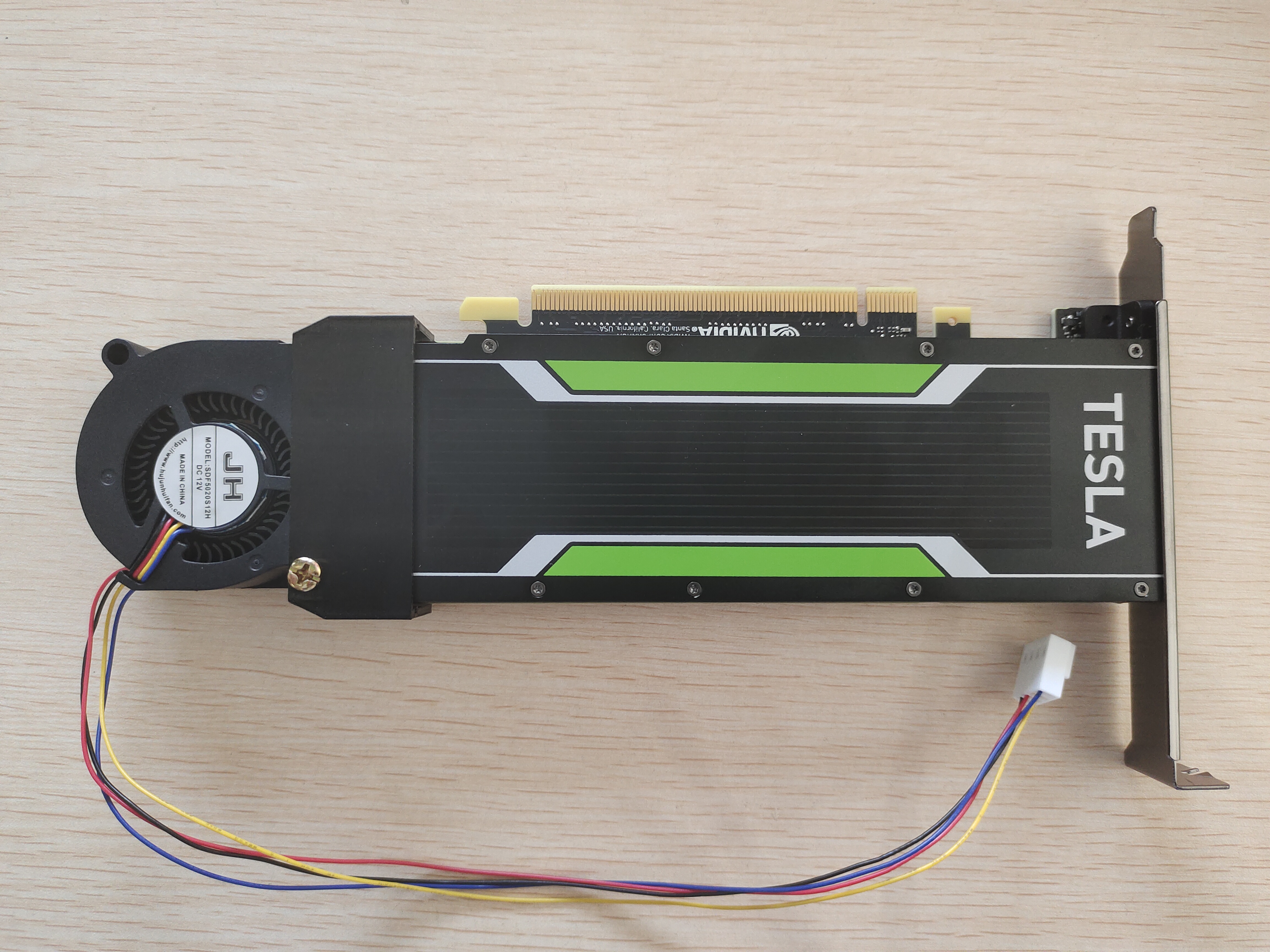 グラフィックボード・グラボ・ビデオカード Nvidia Tesla P4 NVIDIA Tesla P4 - 株式会社 エルザ ジャパン