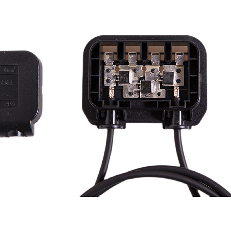 1* Solar Panel Double-sided Junction Box 1500V/30A