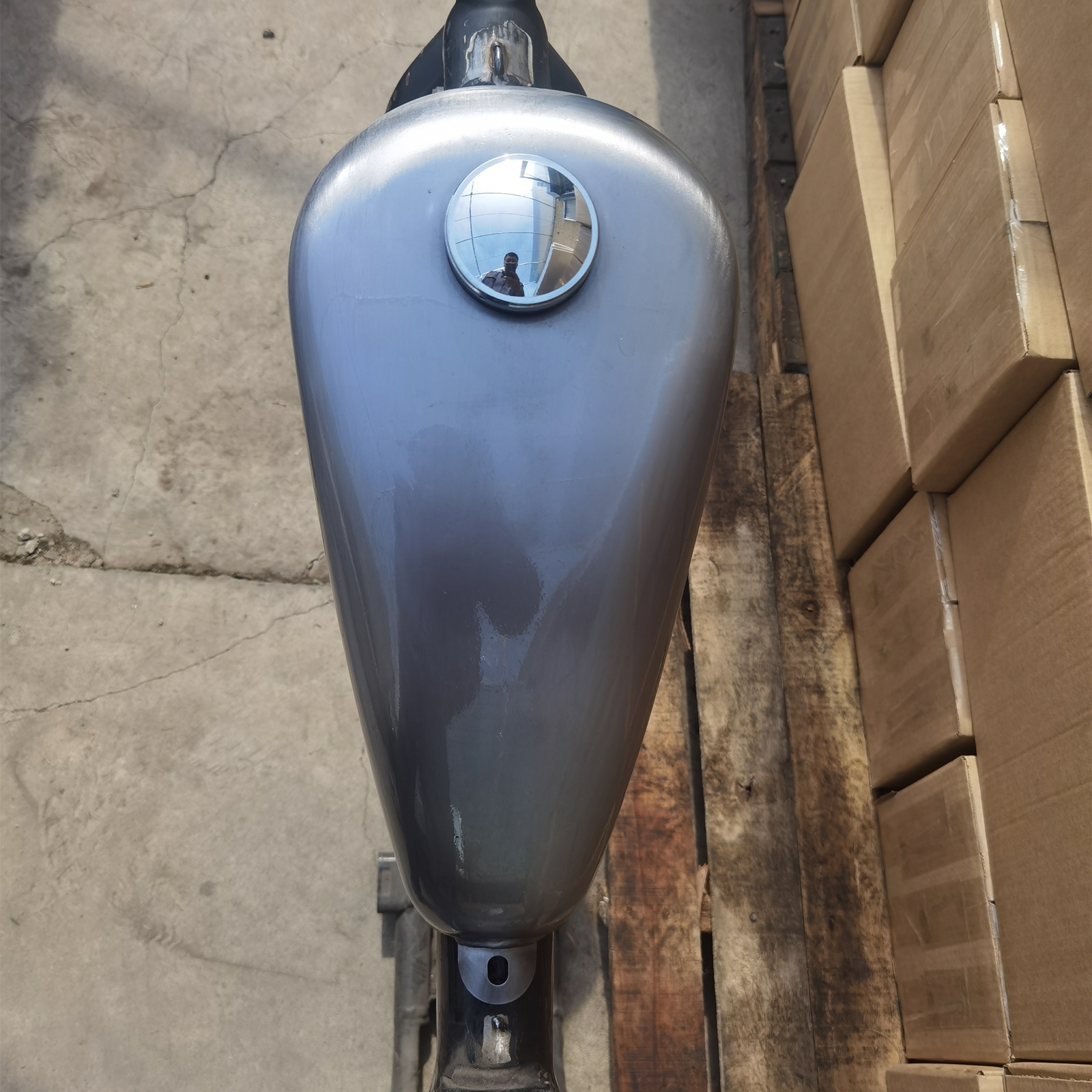 Handmade Motorcycle Petrol Fuel Tank For Harley Sportster XL120 07
