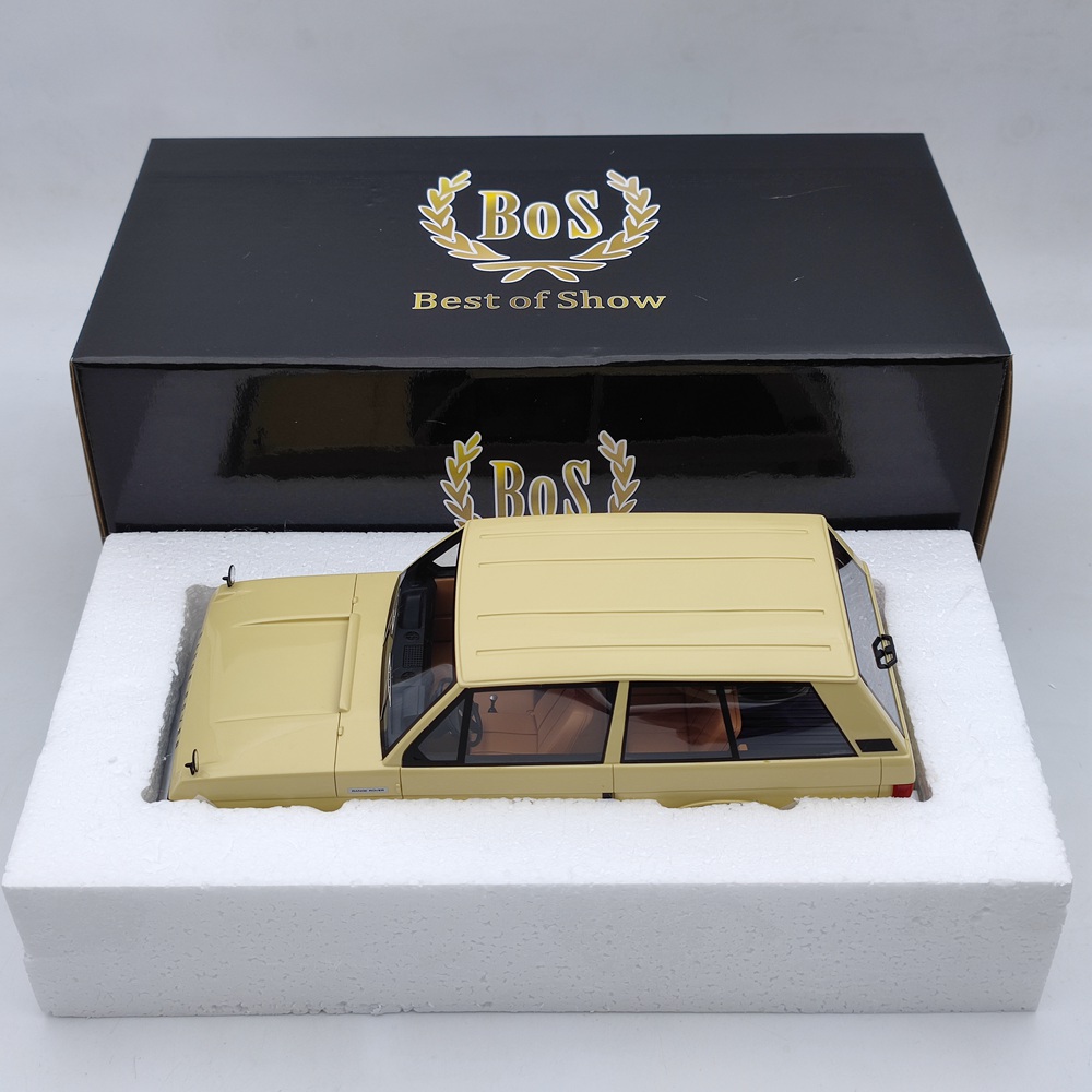 BOS 1:18 LAND ROVER RANGE ROVER Suffix A beige BOS166 Resin