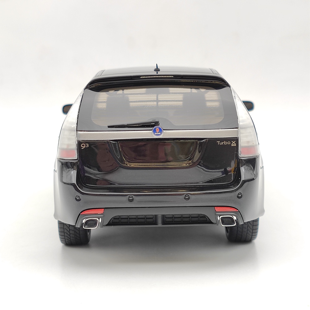 Miniature DNA Collectibles 1/18 Saab 9000 Aero CS 1985 Noire - Résine - NEUF