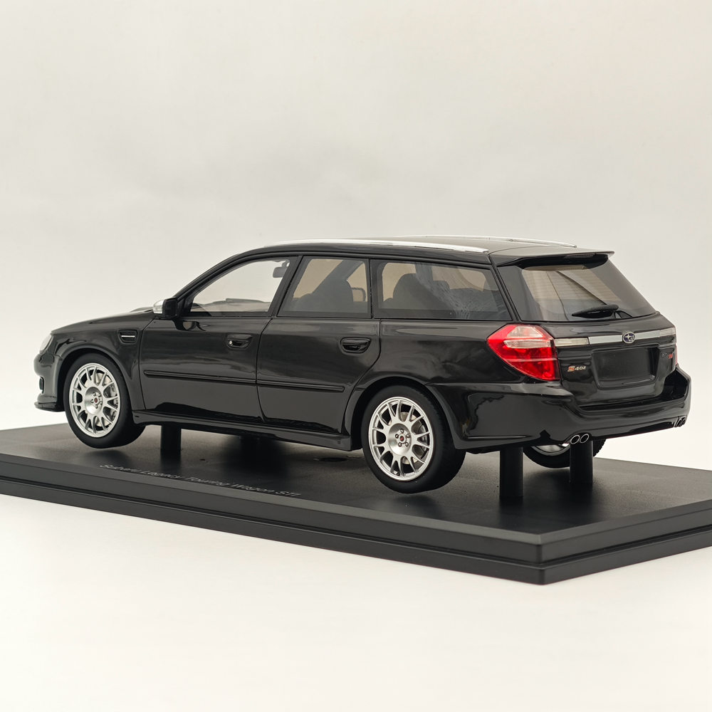 1/18 DNA Collectibles Legacy Touring Wagon STI S402 Black Resin