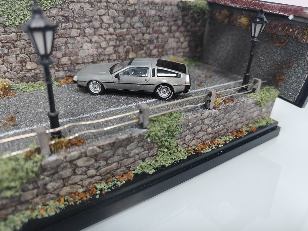 MJ 1/64 DMC-12 DeLorean Back To The Future Time Machine Diecast