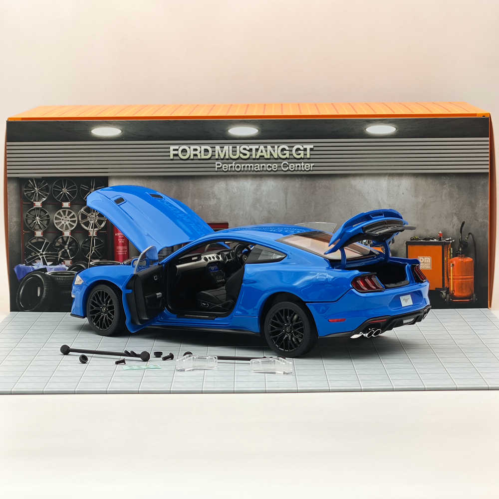 限定値下げDIECAST MASTERS FORD MUSTANG GT2019 1/18 DM Model Replicas Ford Mustang GT 2019 Orange Fury RHD