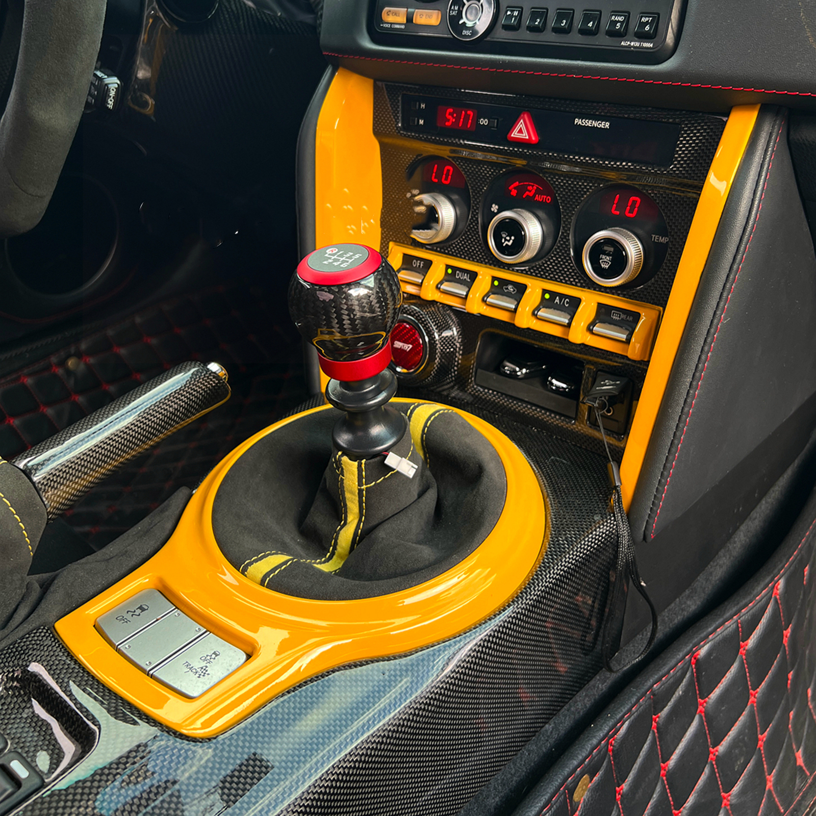 Car Carbon Fiber Gear Shift Knob For Subaru BRZ Toyota GR86 2013 