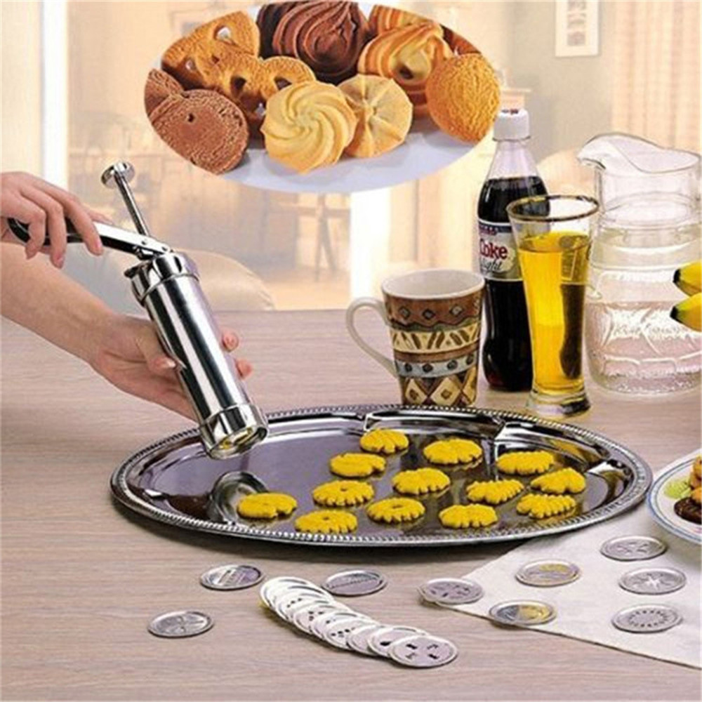 Tools Set Chocolate Oreo Molds - The Peppermill