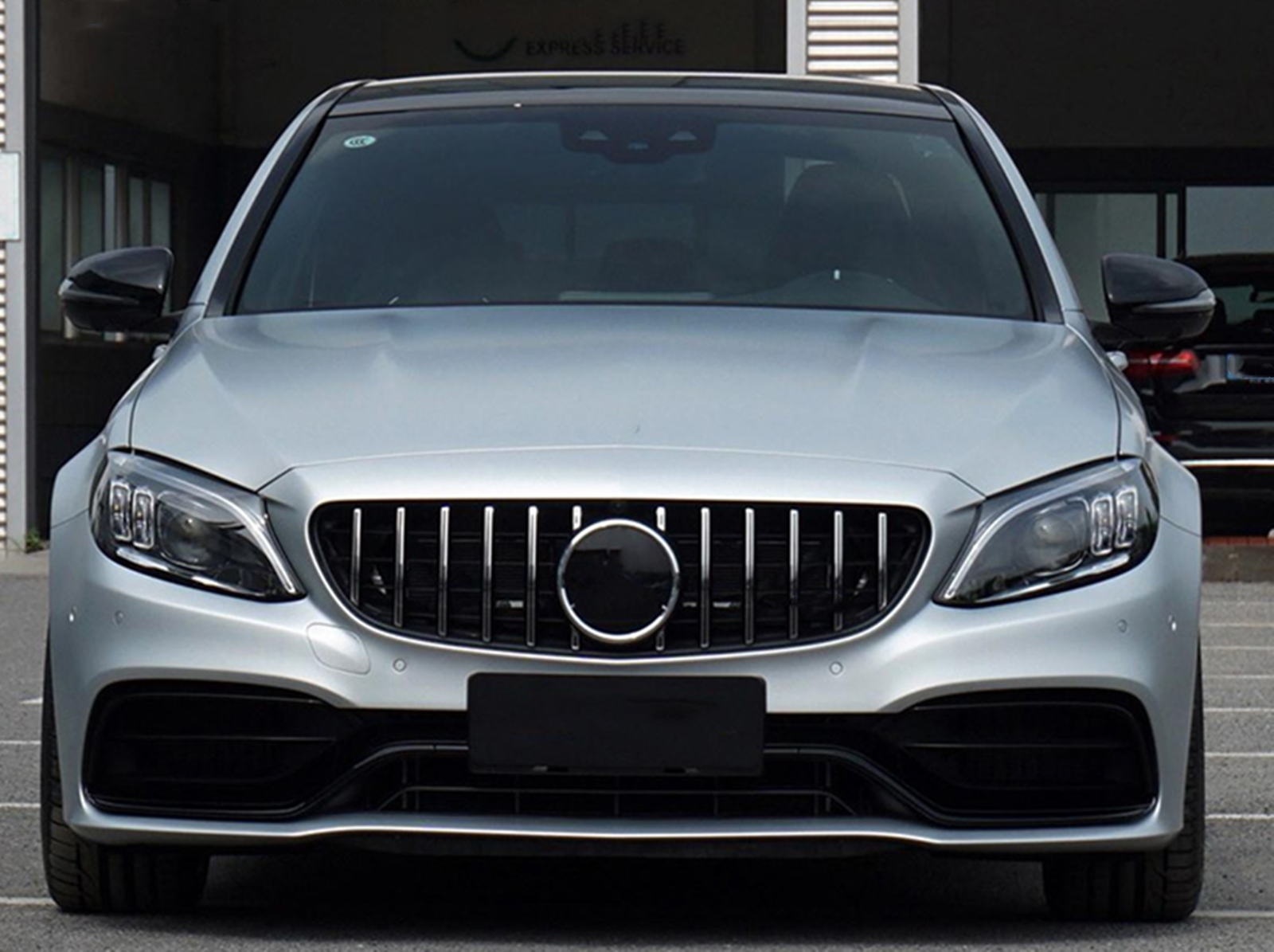 バイクパーツ フロントグリル W205用 C63用 C63S AMG用 フェイスリフト