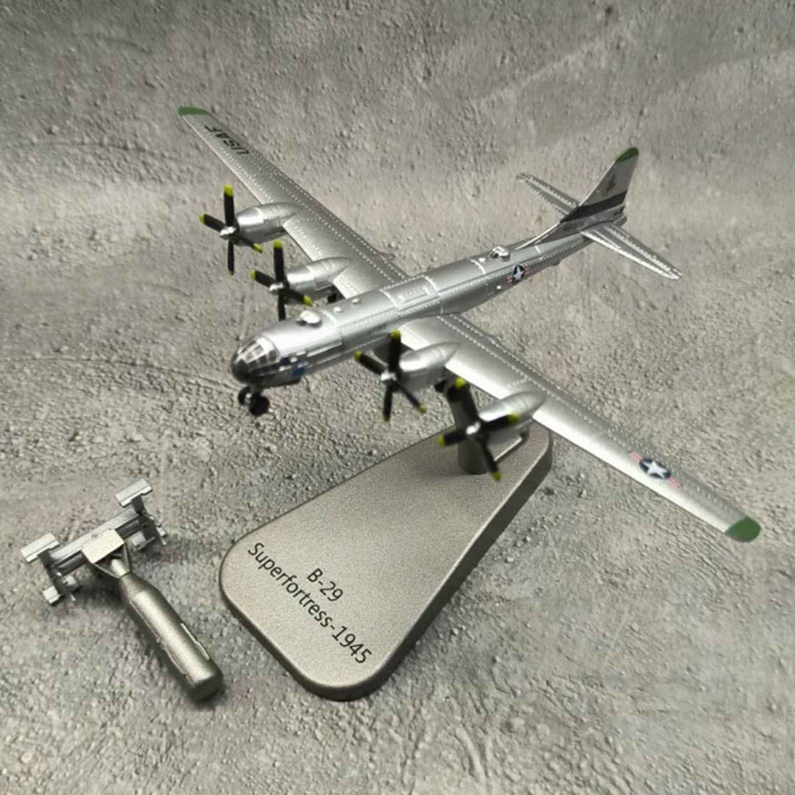 1:300 Alloy aircraft Model US B29 B-29 Superfortress Air Fortress