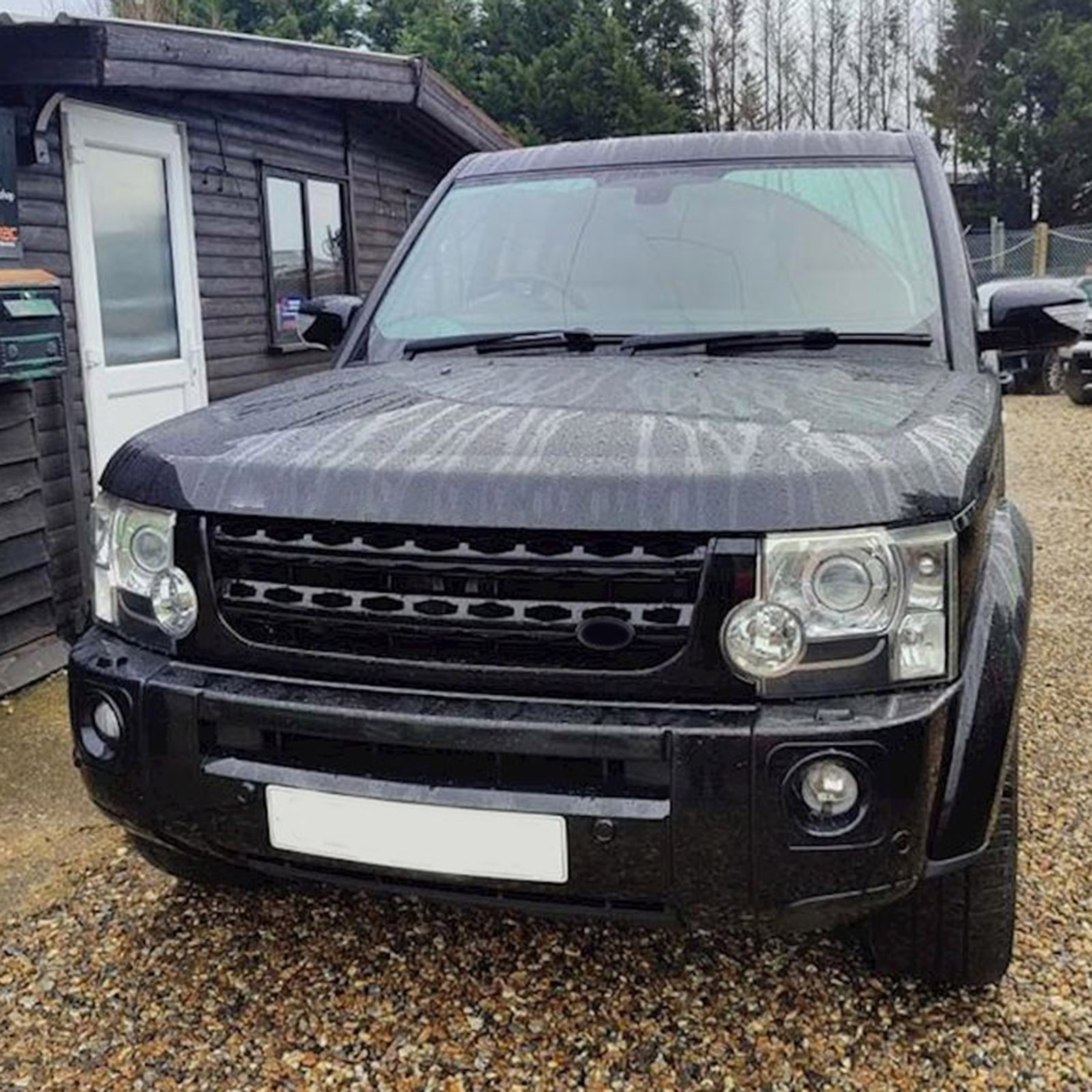 Front Grille Full Black Grill For Land Rover Discovery LR3 2005