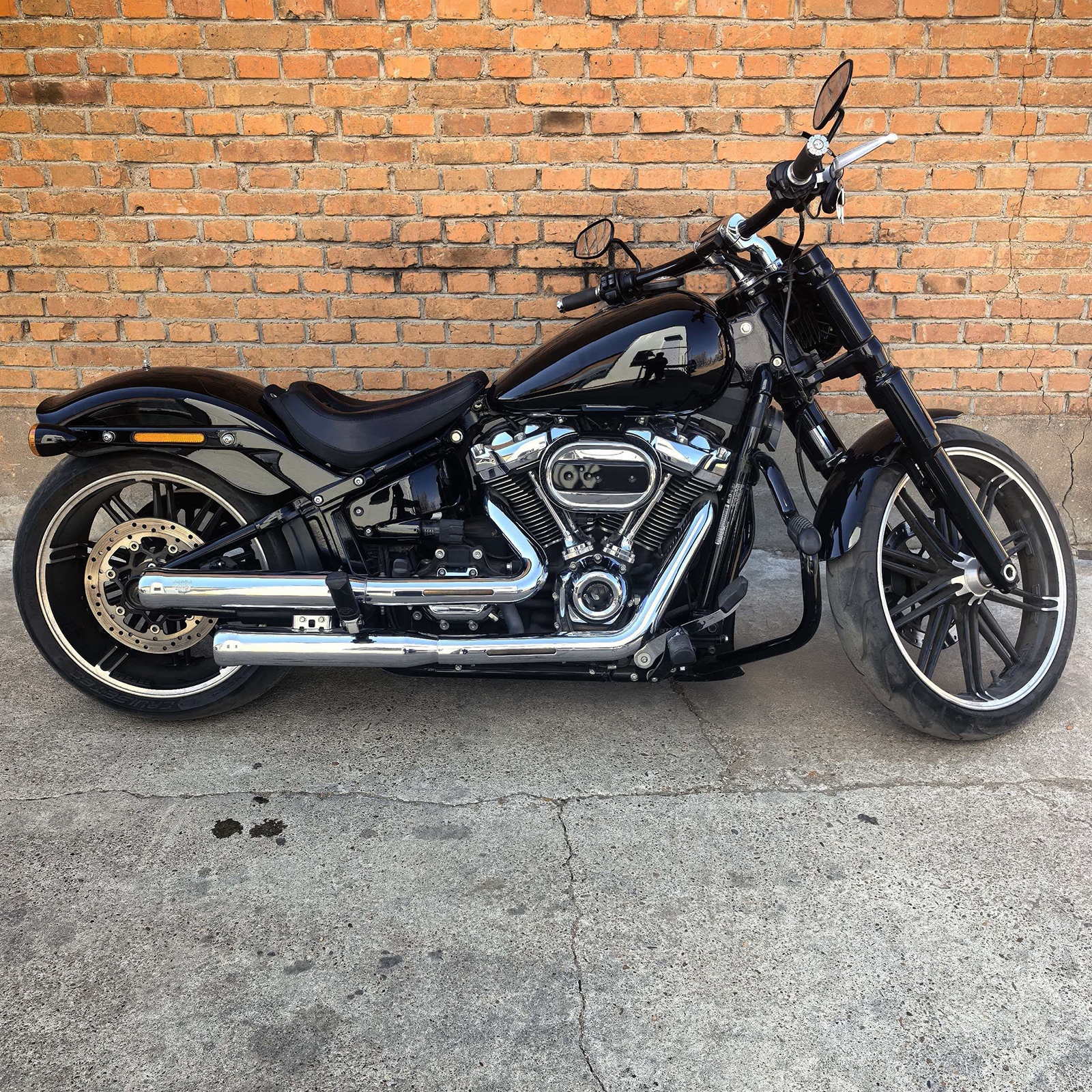 19L Handmade Petrol Gas Fuel Tank For Harley Breakout Softail 2018
