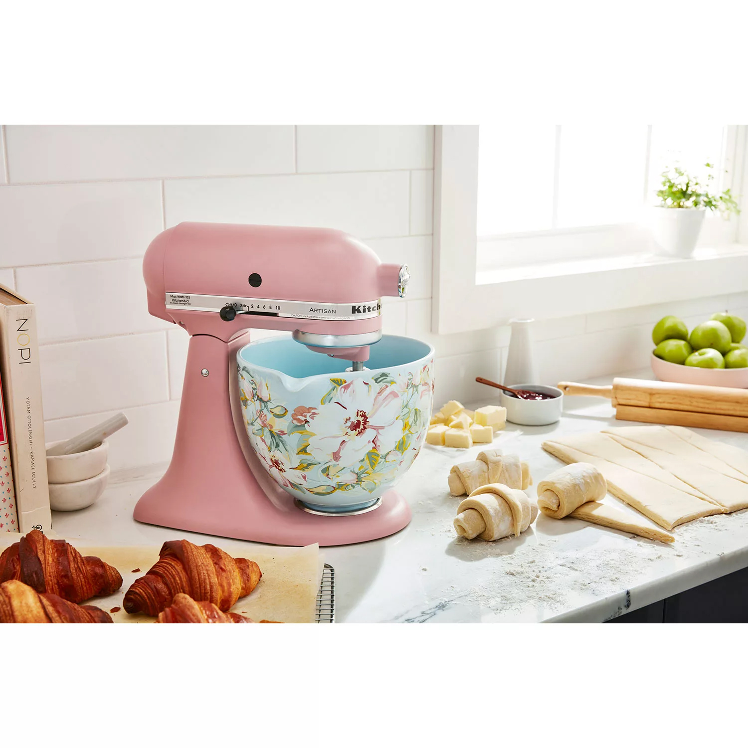 white gardenia kitchenaid bowl