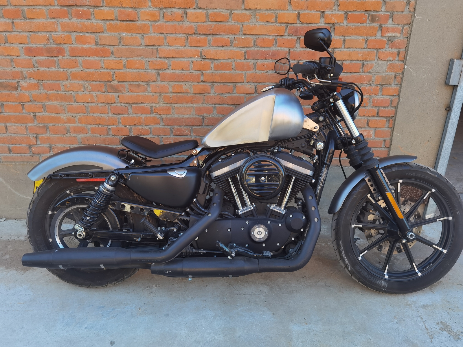 1x Motorcycle Gas Fuel Tank For Harley Sportster 2007-2022