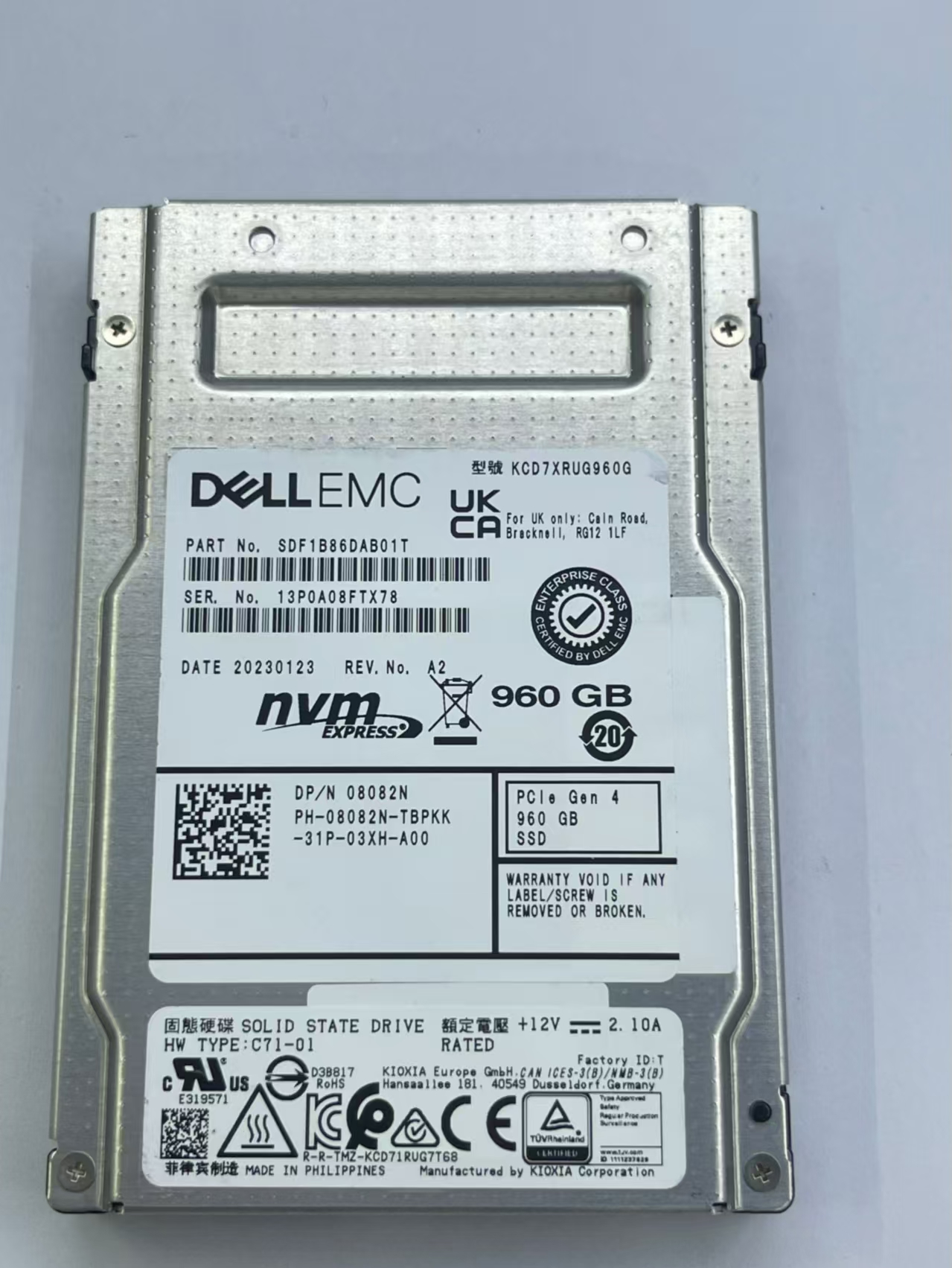 KIOXIA CD7 960GB SSD DELL NVME U.2 2.5 KIOXIA CD7 960GB SSD DELL NVME U.2 2.5