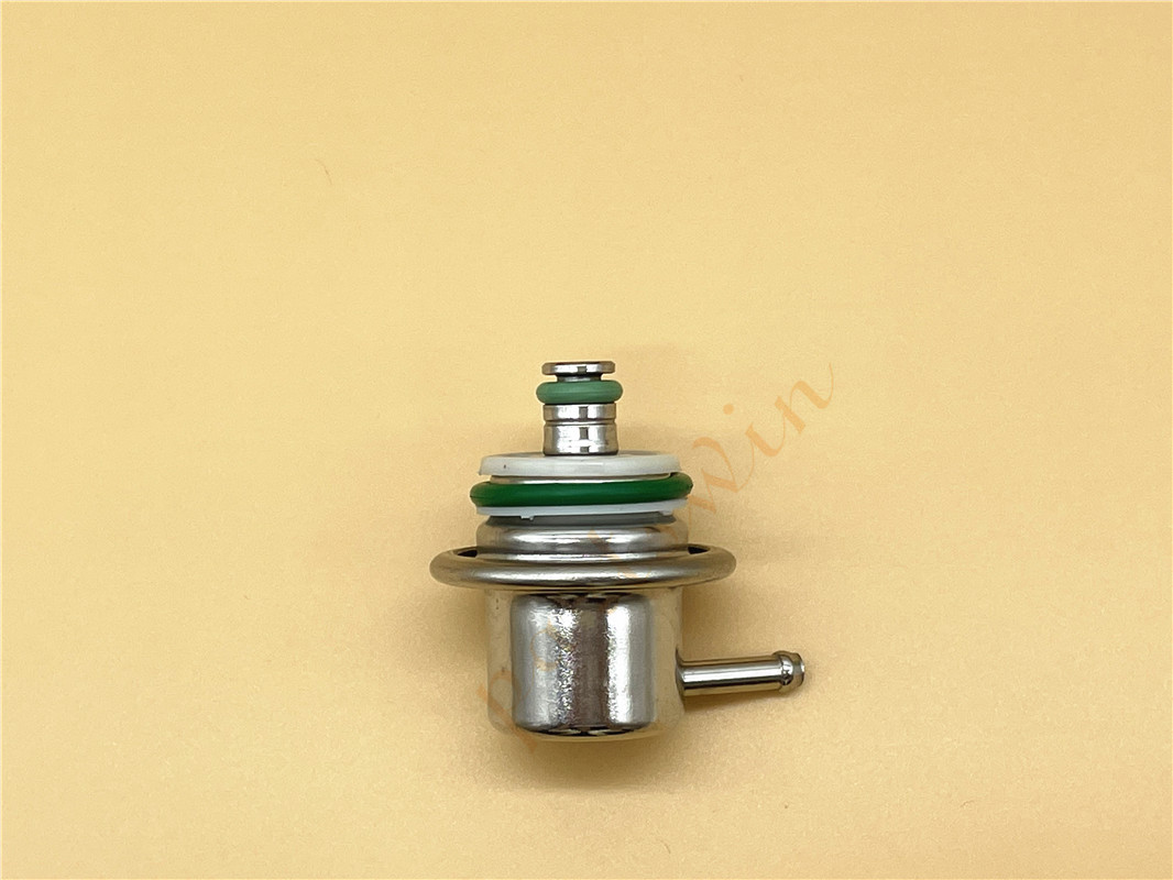 New Fuel Pressure regulator For 20002004 VOLVO S40 V40 1.9T 9404583 eBay