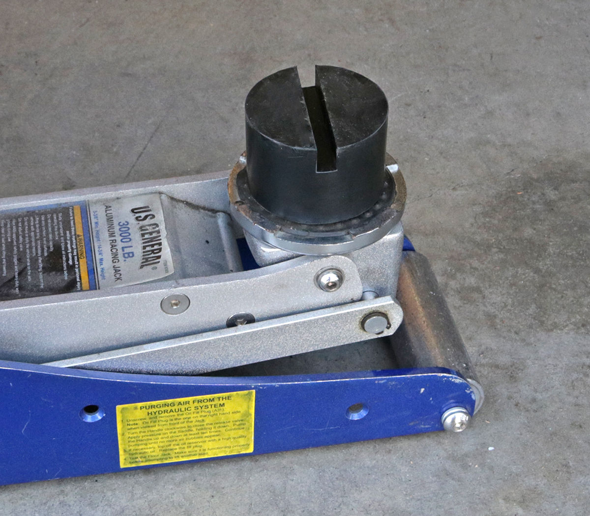 How to Purge Air Out of Us General Floor Jack: Quick & Easy Guide