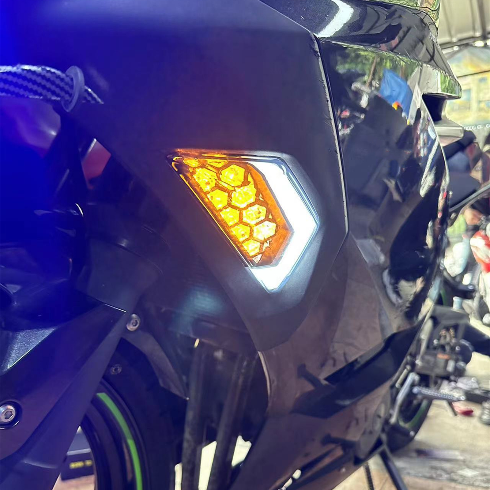 1 Pair Front Turn Signal LED Light For KAWASAKI NINJA 400 2018-up
