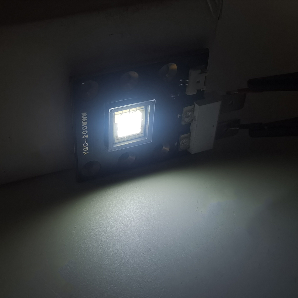 200W 1.jpg
