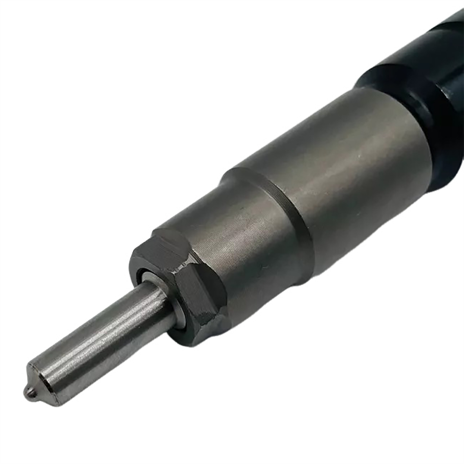 Fuel Injector 8-98119228-3 095000-8370 Compatible with Isuzu D-MAX