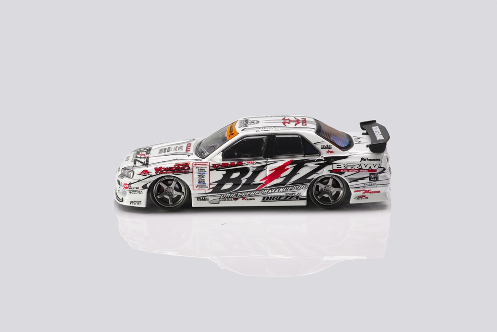 1:64 MORTAL NISSAN SKYLINE ER34 URAS D1GP BLITZ DUNLOF