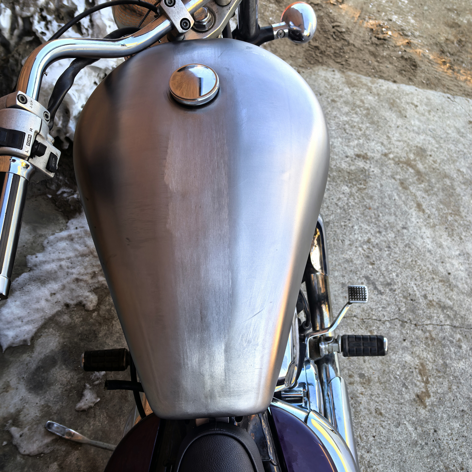 14L Motorcycle Petrol Gas Fuel Tank For Honda Shadow 1100 VT1100