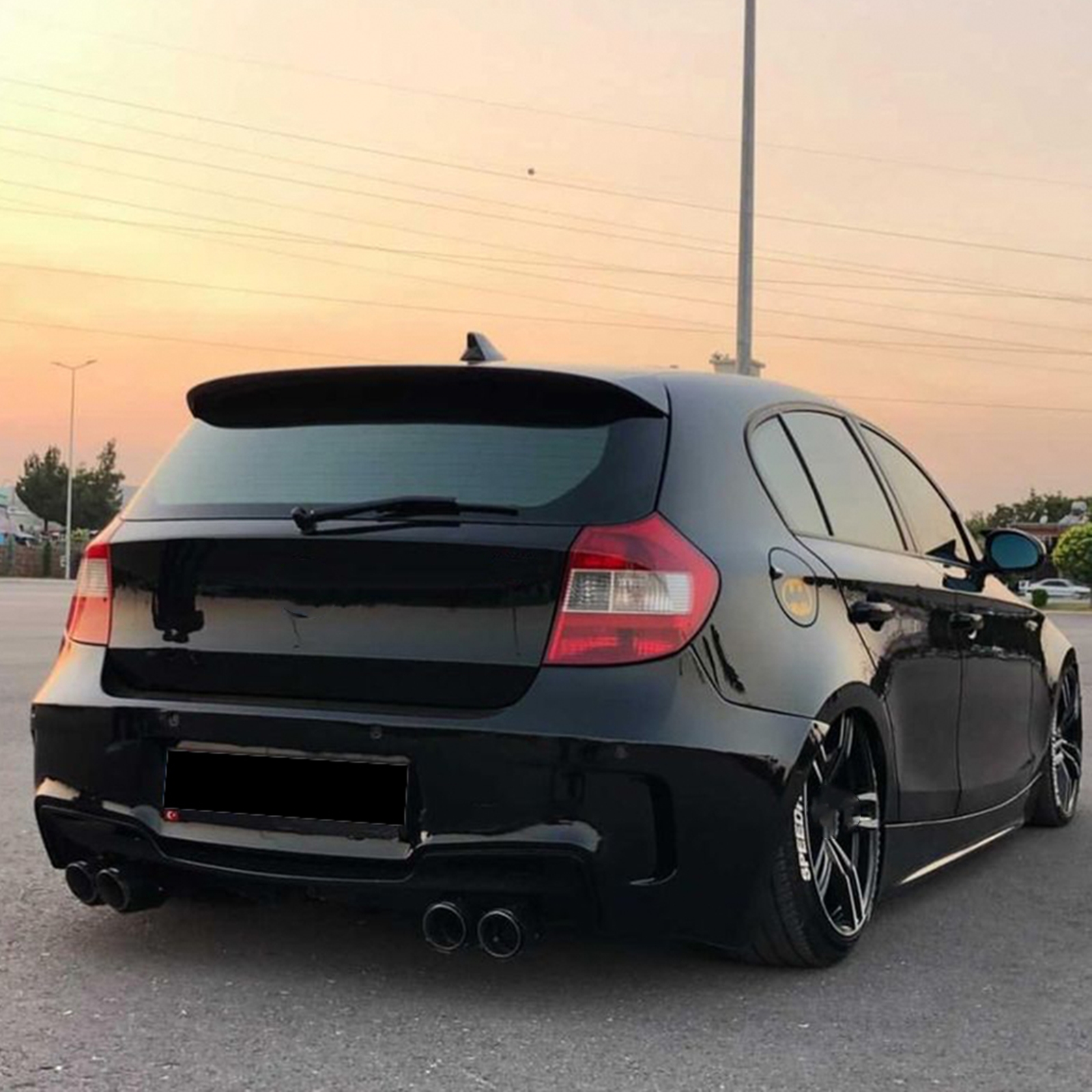  E87 1シリーズ130i 120i 118i 116i ダークテール Black Rear Roof Trunk Spoiler Lip Wing For BMW E87 E81 118i 120i