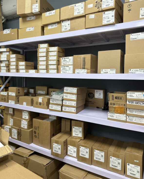 Modulo Ingresso Analogico AB 1771-IFE/A Per PLC-5, Nuovo, Spedizione Gratuita