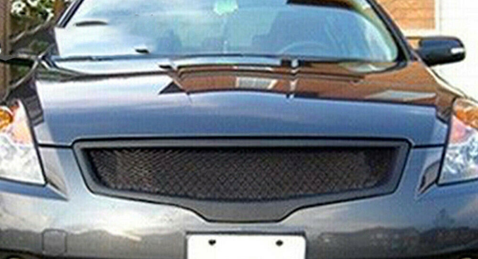thumbnail image 2 of Evan-Fischer Grille Kit For 2007-2009 Nissan Altima – Chrome Shell With Dark Gray Insert 2 of 6