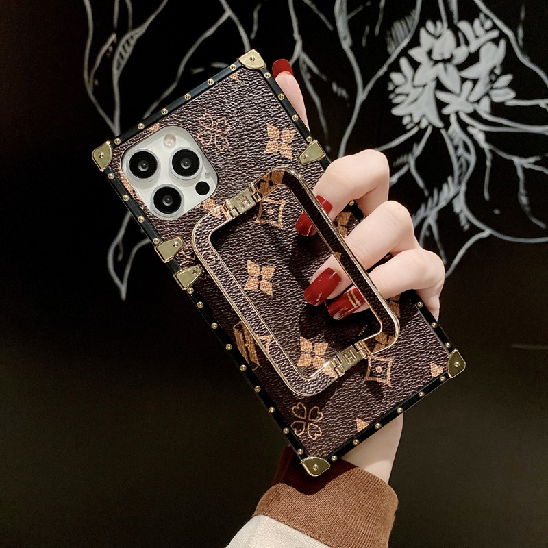 希少♪【Louis Vuitton】IPHONE・バンパー16 PRO MAX/16 PRO LOUIS VUITTON IPHONE・バンパー 16 PRO MAX