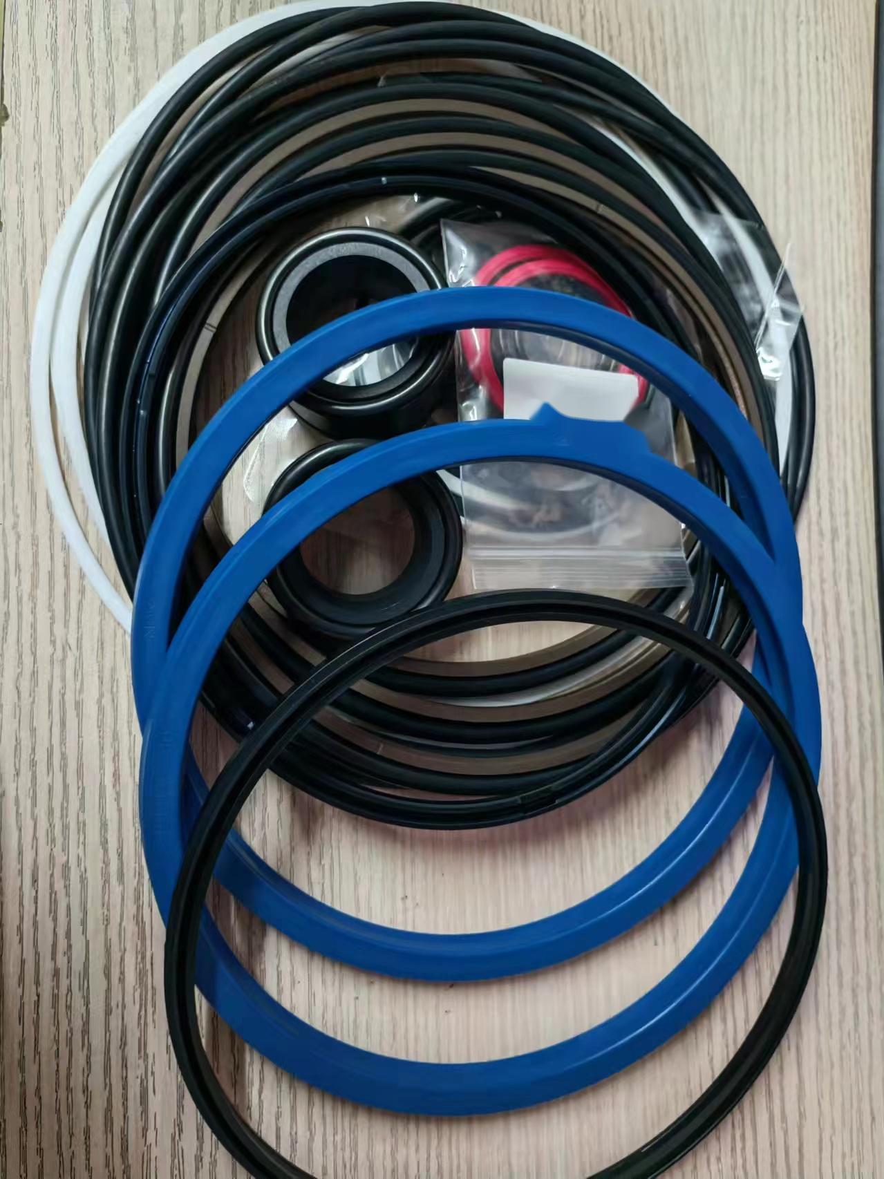 For Hitachi Excavator ZX250 ZX240H ZX230 ZX230LC Arm Cylinder Seal