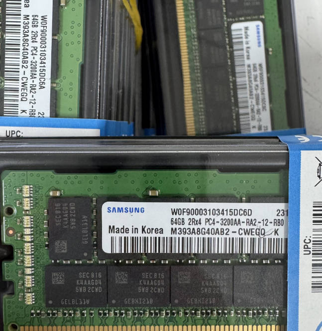 Samsung (32GBx2)DDR4 3200AAメモリーセット 64GB Samsung 32GB (2x16GB) DDR4 3200MHz PC4-25600 (PC4-3200AA) CL22