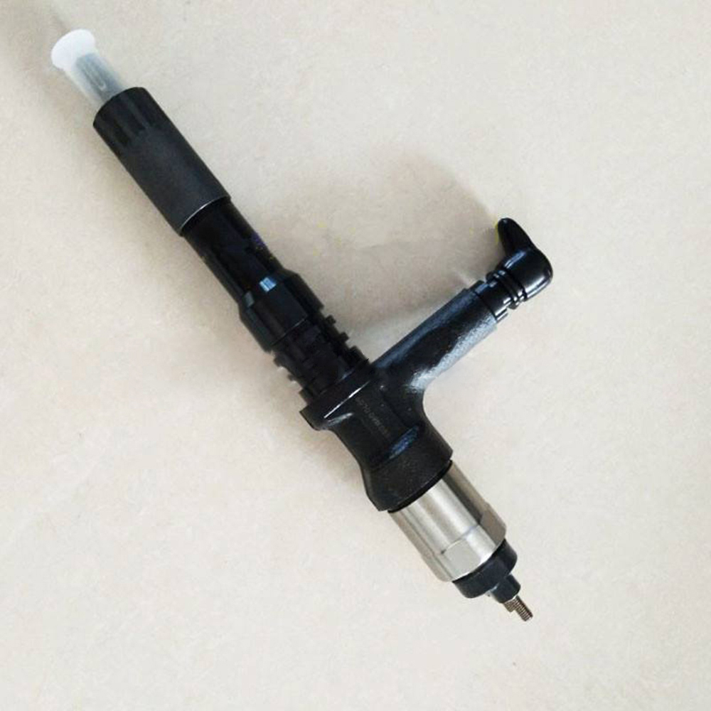 095000-6070 Fuel Injector For Denso 6251-11-3100 Komatsu